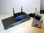 Daiktas HP 2524 komutatorius ir 2 Linksys maršrutizatoriai