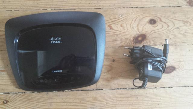 Daiktas Mažai naudotas maršrutizatorius Linksys Wrt120n