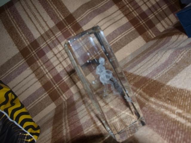 Daiktas statulele vandenis