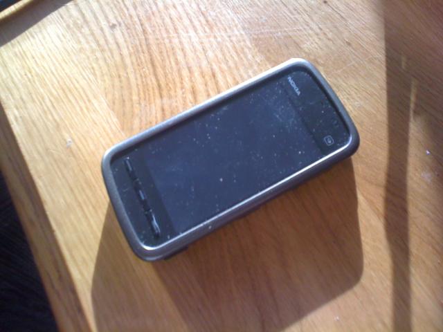 Daiktas nokia 5230 navi.