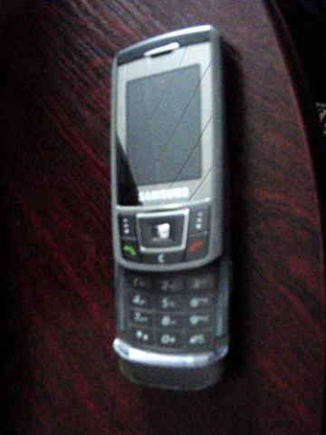 Daiktas samsung D-900i