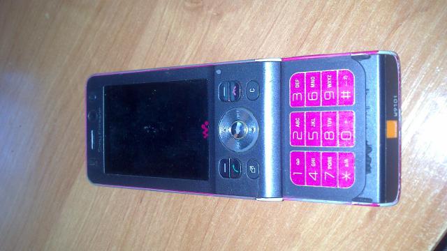 Daiktas Sony ericson w910i