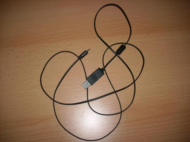 Daiktas Nokia įkroviklis (plonas) per USB