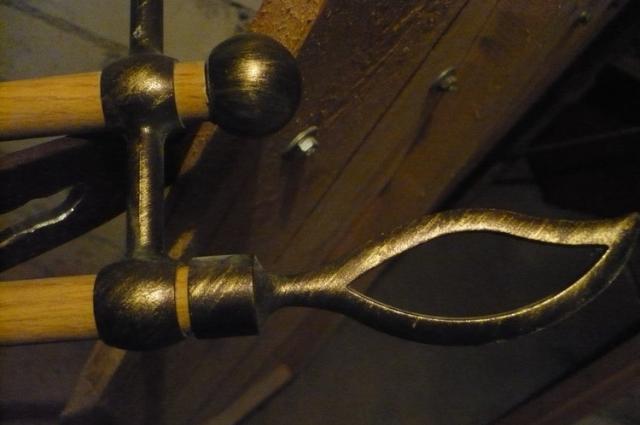 Daiktas Sviesus karnizas