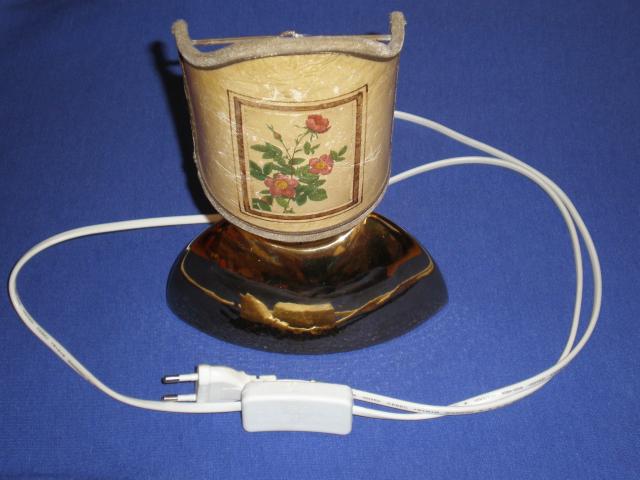 Daiktas Senovinis sviestuvas prie lovos (lempele) su torseru