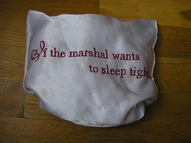 Daiktas Mazute dekoratyvine pagalvele