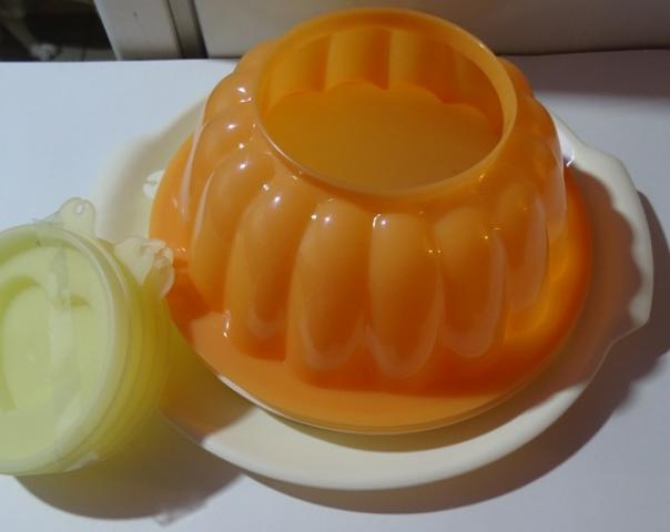 Daiktas Rezervuota - Želė žiedas (Tupperware)